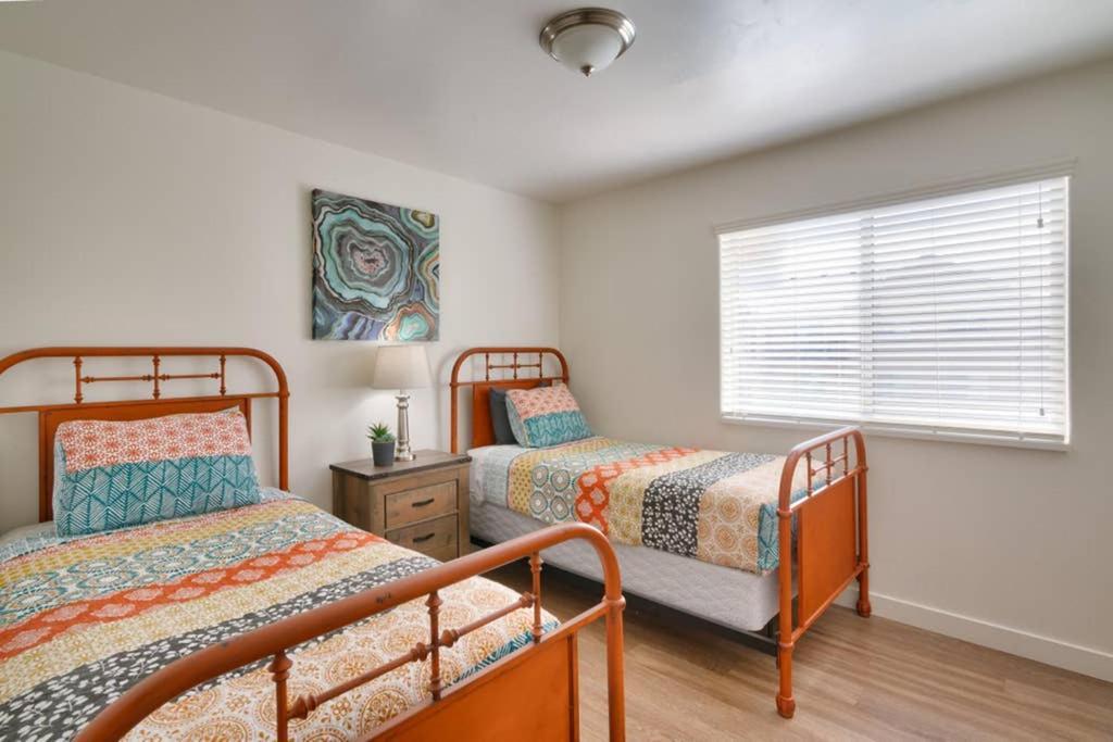 6H Spacious Redcliff Condo, Pool & Hot Tub Moab Dış mekan fotoğraf