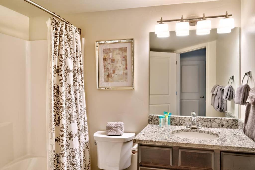 6H Spacious Redcliff Condo, Pool & Hot Tub Moab Dış mekan fotoğraf